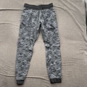 BYLT Elite Jogger Pants Mens Large Gray Black Camo Athletic Stretch Zip Pocket
